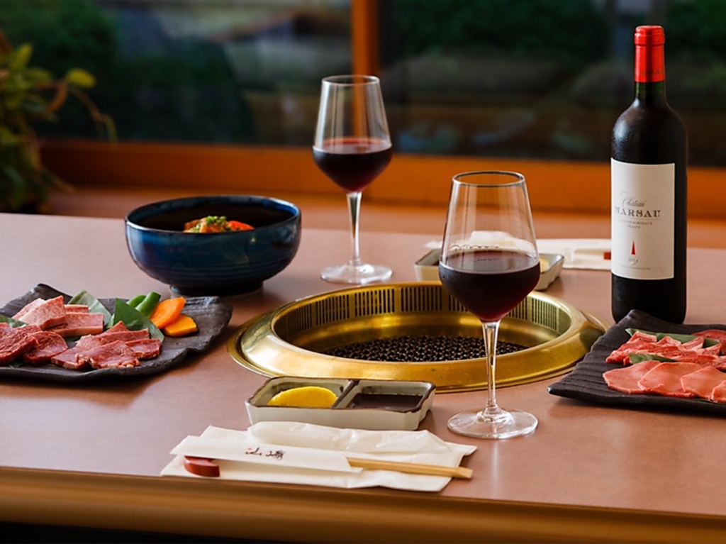 全てのお部屋が完全個室。シーンに合わせてご利用下さい。ご予約はお早めに！