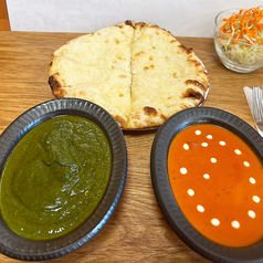 チーズナンWカレーの写真