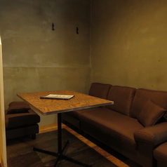 Bar YOLO バー ヨロの雰囲気3