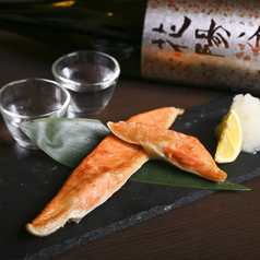 サーモンハラスの塩焼き