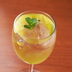 ジントニック / カシスオレンジ / モスコミュール / ファジーネーブル