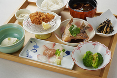 おばんざい・炙り焼き・酒　 菜な 渋谷マークシティ店　個室居酒屋の写真2