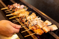 焼き鳥 八尺鳥 やさかどり 六本松店の特集写真