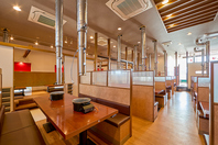 ■2名席、4名席をご用意■