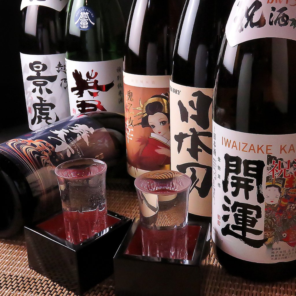 静岡の地酒や焼酎等、お酒も種類豊富！新鮮なお刺身などの逸品料理と共に居酒屋としても楽しめます♪