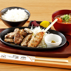 軍鶏炭火焼きとつくね串定食（塩/タレ）（中/小）