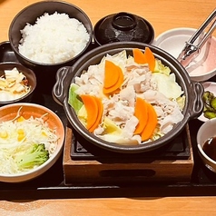 季節に合わせた満足ランチ