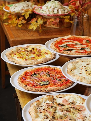 T@g[ NI SALVATORE CUOMO &BAR R