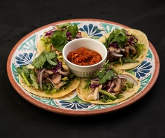 タコス×ジャマイカン（スパイスチキン）