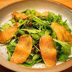 自家製スモークサーモンのイタリアンサラダ