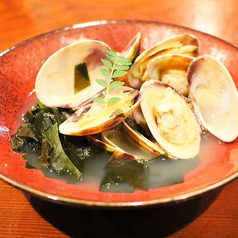 【オススメ】あさりと新わかめの酒蒸し