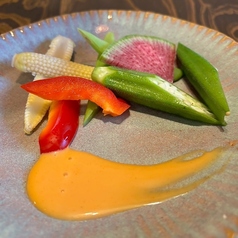 季節の野菜ディップ