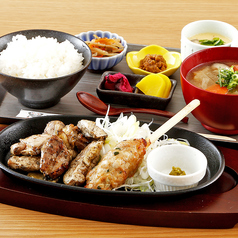 軍鶏炭火焼きとつくね串定食（上セット）（塩/タレ）（中/小）