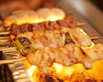 焼き物も充実。こだわり串焼きもお洒落な空間でぜひどうぞ♪