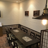 【店内スクリーン】大型スクリーンあり！結婚式2次会もお気軽にご相談ください。大型スクリーンを使って、ムービーを流したり、マイク貸し出し、バルーン飾り付け等特典盛りだくさん！さらに韓国の伝統衣装、チマチョゴリでの撮影もOKです！2週間前までにご予約下さいね！