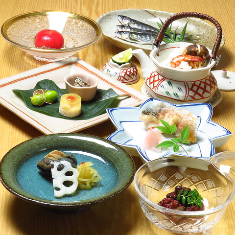 神保町で味わう、旬の素材を使用した日本料理。