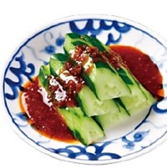 キュウリのガーリックソース