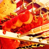都会の喧騒から少し離れた場所に佇むシュラスコのお店。旨い肉と贅沢な時間をお楽しみください。