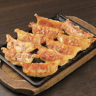 広島駅近くで、自慢のこだわり餃子を多数ご用意！