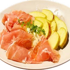 旬のフルーツと生ハムマスカルポーネ