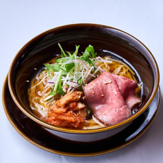 ローストビーフとキムチの冷麺