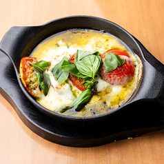 トマトとモッツァレラチーズ