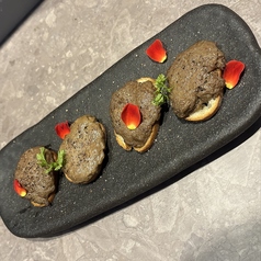 お通しの牛テールのリエット