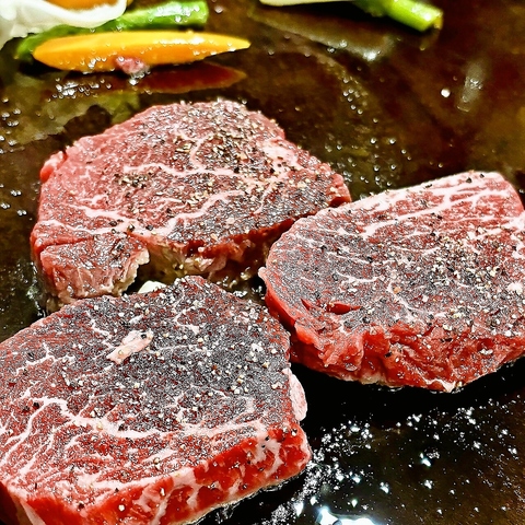 地産地消！鉄板を使った新感覚居酒屋！世界のビールも豊富にご用意！
