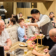 【外国語対応店舗】日本人、外国人スタッフが多数勤務!!