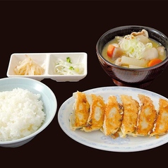 焼餃子とん汁定食