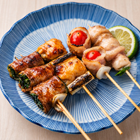 香ばしく仕上げる串焼きと料理を引き立てる日本酒の魅力