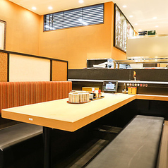 廻り寿し 千寿すしつね 北千住マルイ店の雰囲気3