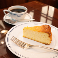 店内手作りケーキで楽しむカフェタイム