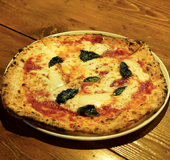 自家製！本格ナポリピッツァの写真