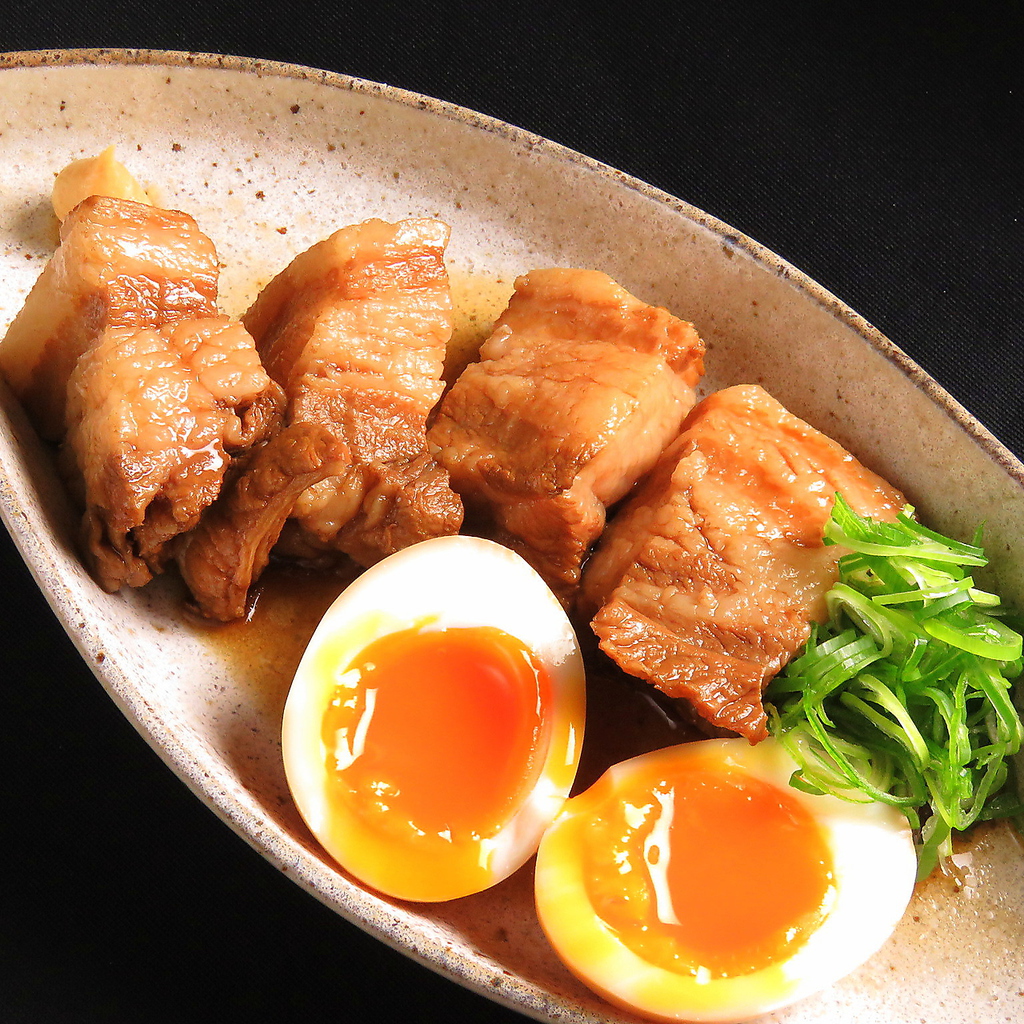 美味しいつまみで乾杯！お仕事帰りや友人同士の集まり等、様々なシーンでご利用できる和食居酒屋です