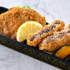 新潟ブランド「あがの姫牛」コロッケ（2 個）