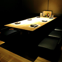 2階 最大8名様までご利用可能な掘りごたつの個室