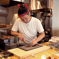 職人の一刀が、味を極める。