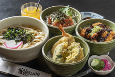 「選べるミニ丼とうどんランチ」ミニドリンク付き