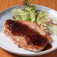 海鮮もお肉も堪能できる鉄板焼き