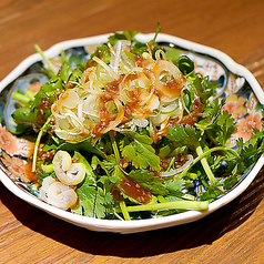 やみつきパクチーサラダ