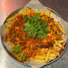 【やみつき】とろけるチーズとスパイシーな麻婆がたまらない一品 「麻婆チーズポテト」の写真