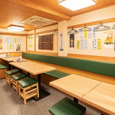 串かつ おでん 味のたぬきやの雰囲気1
