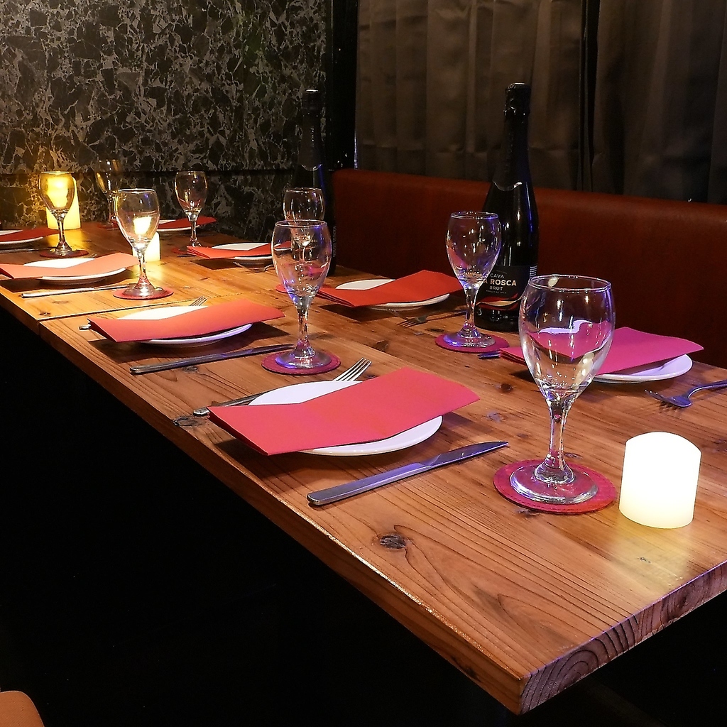 【中野新橋駅徒歩4分】カジュアルな本格肉ビストロ。食べ飲み放題3600円～