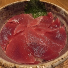 本マグロ丼とお蕎麦のセット