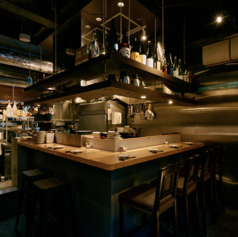 カウンター席はデートやおひとり様、ご友人でのご利用が多いです