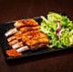 ラムのスペアリブ炭火焼き