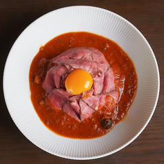 ローストビーフ丼　プロヴァンスソース