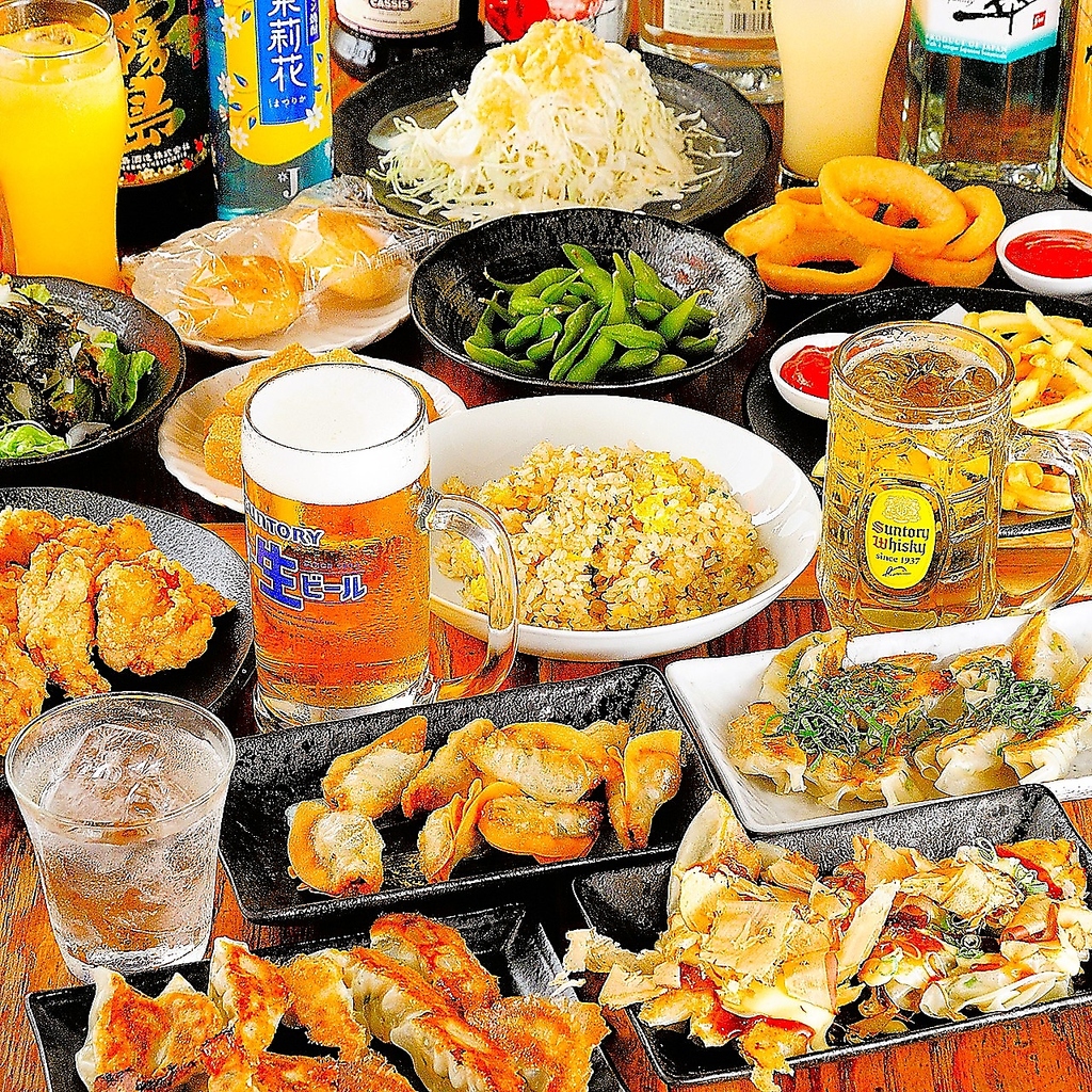 飲み放題は1800円から食べ飲み放題は3500円からございます。