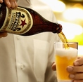 【ラガービール】赤星ラガーを大瓶でご用意しております！程よい苦味、しっかりとした厚みのある伝統のおいしさを、ごゆっくりお楽しみください。